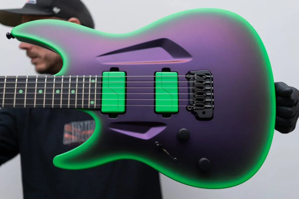 060L Purple/Red Chameleon Satin with Neon Green Burst | Aristides