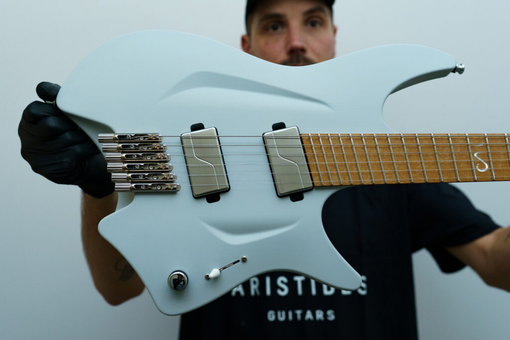 H/06R Light Grey | Aristides Guitars