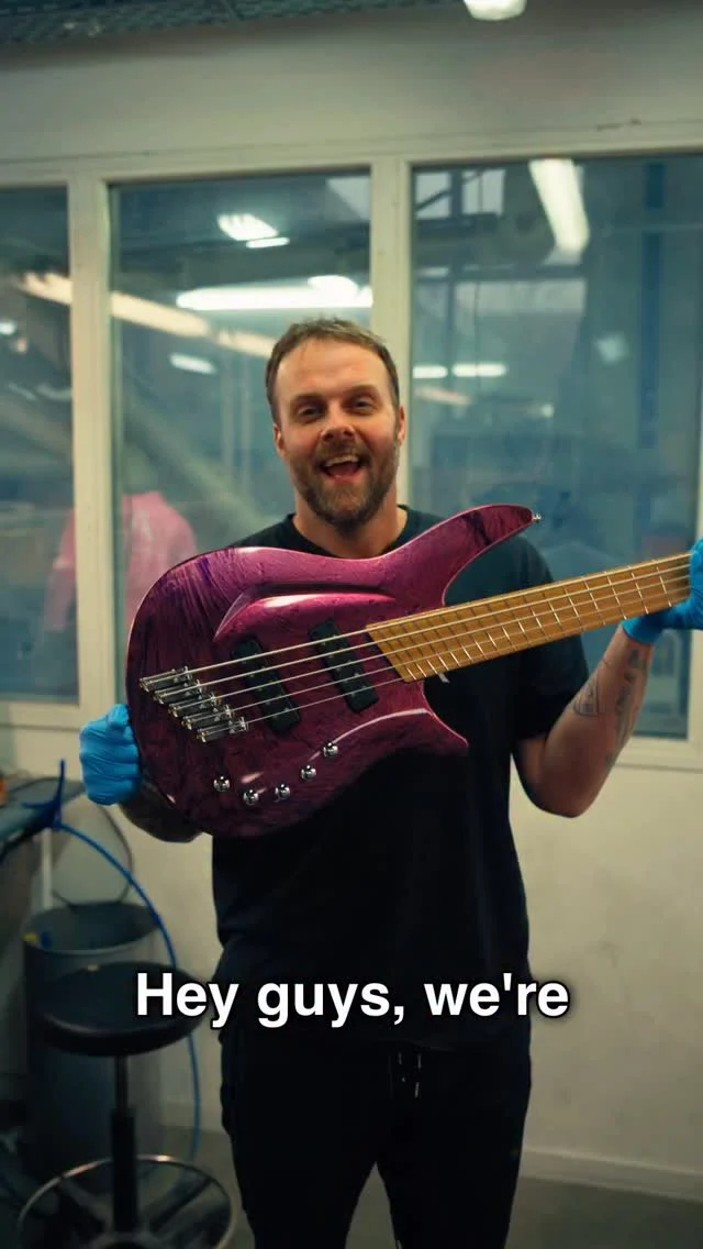 Build of the Week S/5 Purple/Red Chameleon Marble Gloss equipped with @nordstrandaudio Big Rig pickups!