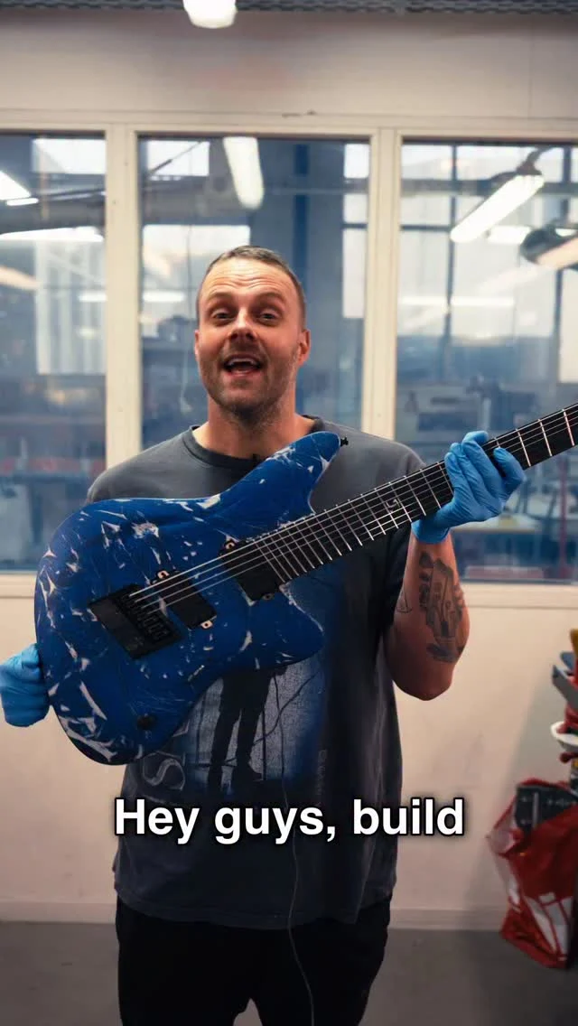 Build of the Week STX7S Blue/Silver Shattered Satin for our man @timothymahguitar ! Equipped with a multiscale @evertune and @bareknucklepickupsofficial Halcyons!