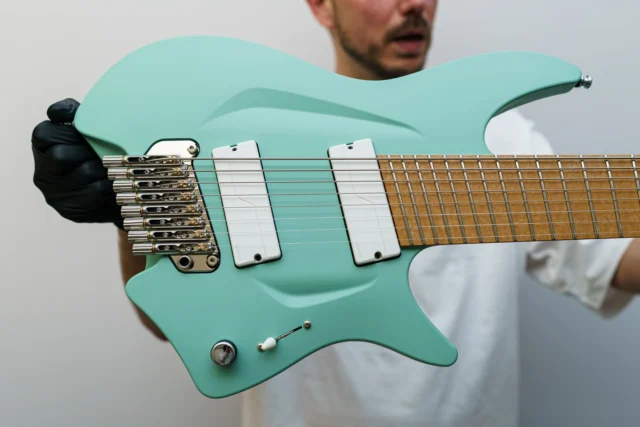 Aristides H/08R Seafoam loaded with @fishmanmusic Tosin Abasi set and our multiscale tremolo in chrome!