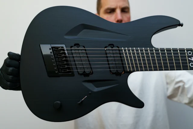 Aristides 070SR Black loaded with @lundgrenguitarpickups Black Heaven set and a multiscale @evertune