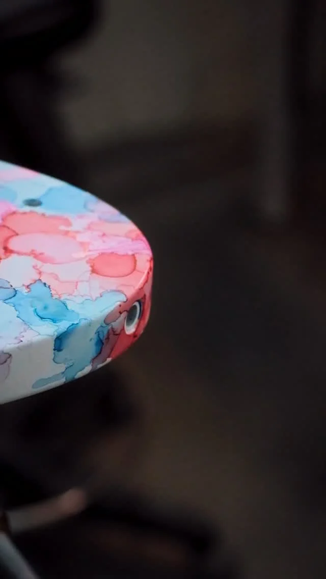 Watch our Master Builder Ferdinand Verdonk carefully apply paint to a wonderful new watercolour build! Music by Inflexion!