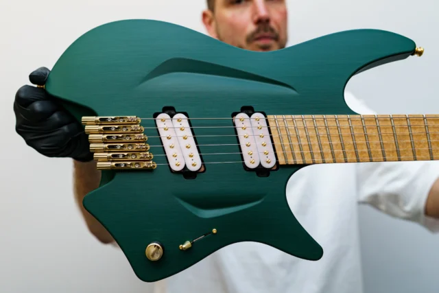 Aristides H/06R Emerald Green loaded with the @lundgrenguitarpickups M-Series set!