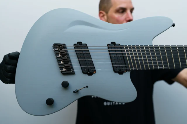 Aristides STX8SR Lambo Grey equipped with the mighty @lundgrenguitarpickups M-Series!!