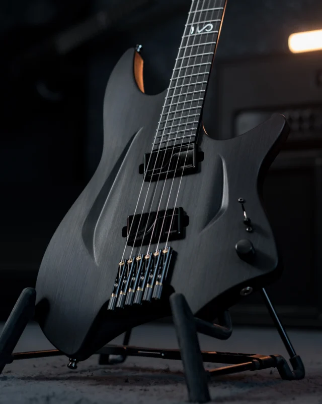 Aristides H/06R Black equipped with @fishmanmusic Moderns!